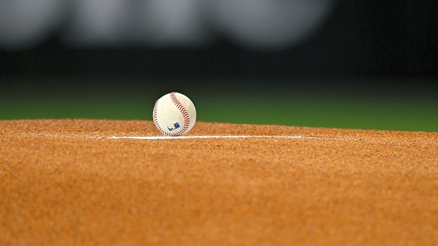 Sung Mun Song To Miss Four Weeks Recovering From Oblique Injury