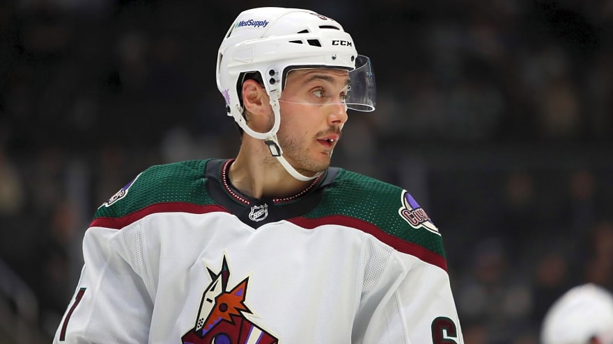 Blue Jackets sign Dysin Mayo to one-year contract