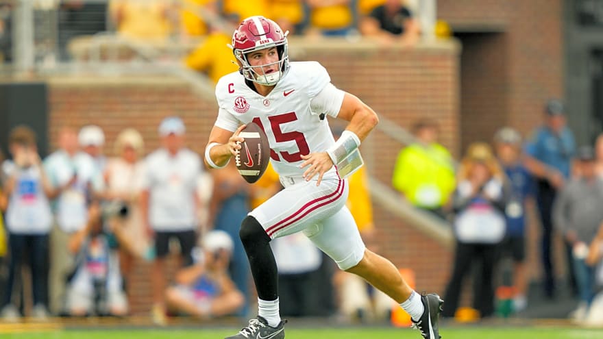 Tennessee star DB listed as out against Alabama despite returning to practice
