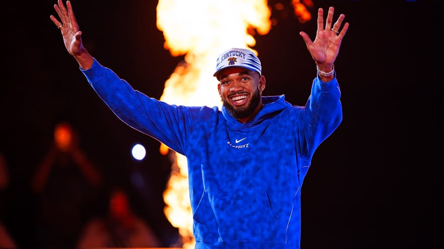 Knicks’ title defense comes with a second-apron problem