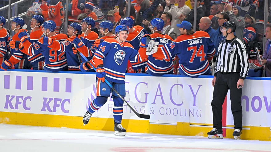 Oilers Thoughts: Clattenburg emerging as fan favourite, inside Kulak’s struggles, and time for a shake-up in net