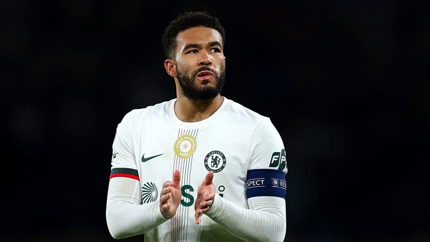 'World champions? You’re having a laugh' – Chelsea insider tells club to remove CWC badges