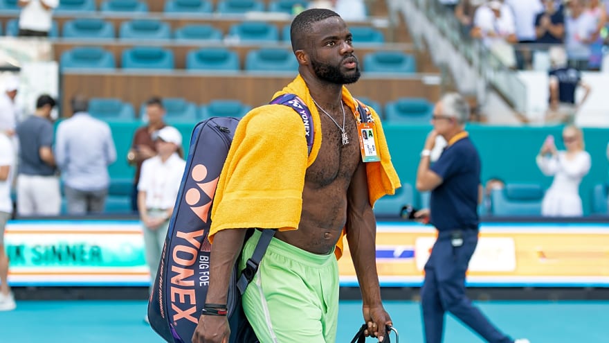 Frances Tiafoe’s Bizarre Towel Mishap Adds To the Heavy Drama In Houston