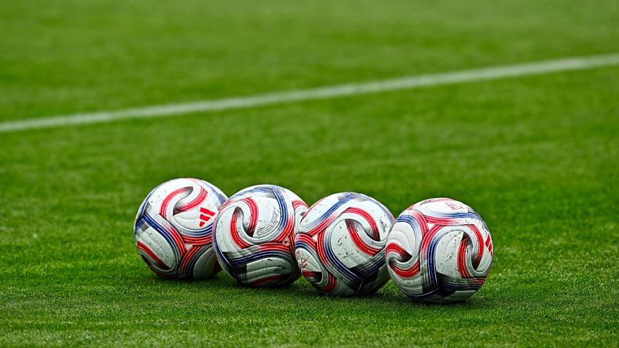 Stoke City sign son of former Manchester United defender