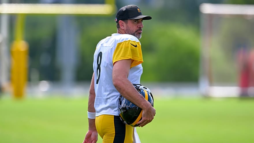 Aaron Rodgers Takes Risky Chance As League Discipline Could Be Waiting After Steelers' Win