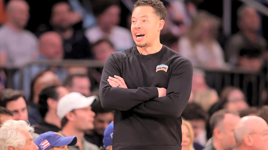 Spurs’ Johnson, Cavs’ Atkinson Recognized As Coaches Of The Month