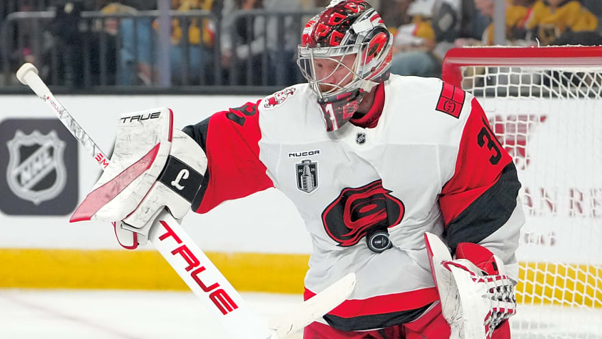 Oilers’ New Goalie Was Initially Expected to Join Their Rival