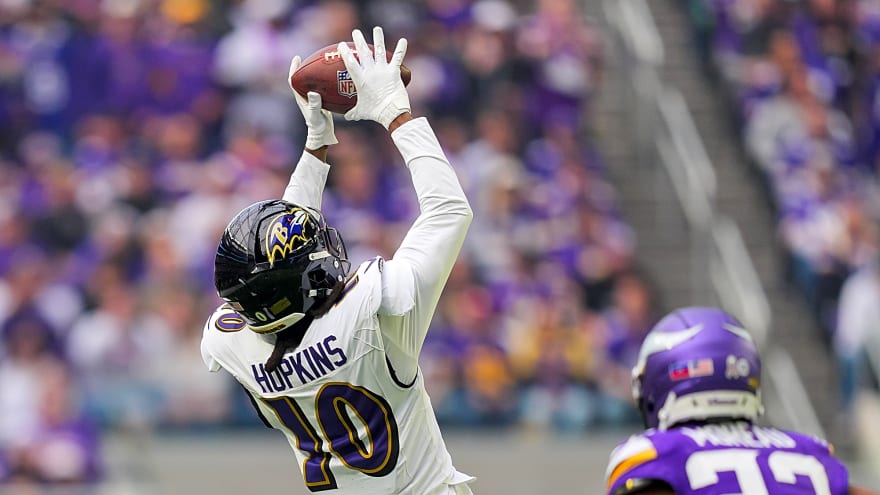 Top Free Agent Fits For WR DeAndre Hopkins