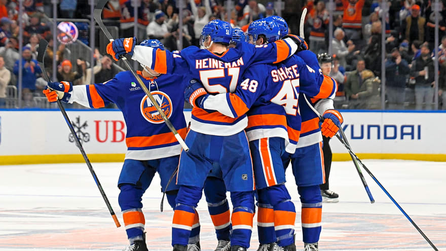  The New York Islanders Show No Signs of Slowing This Storybook Season
