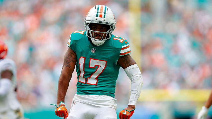 Star Wide Receiver Jaylen Waddle Acquired By Denver Broncos In Marquee Trade