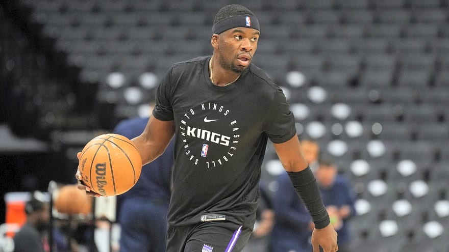Kings waive veteran guard
