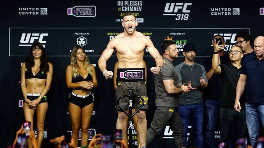 Dricus Du Plessis Eyes Miami Return, Vows to 'Fix' Chimaev Puzzle in Title Rematch