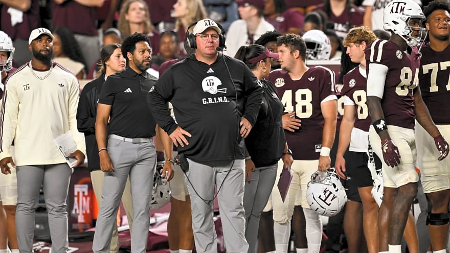 Arkansas-Texas A&M Delayed Amid &#39;Severe&#39; Weather Forecast