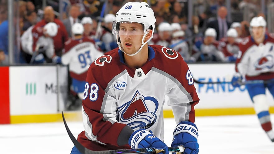 Avs’ 'Ecosystem' Mandate Could Be a Tough Sell to Martin Necas