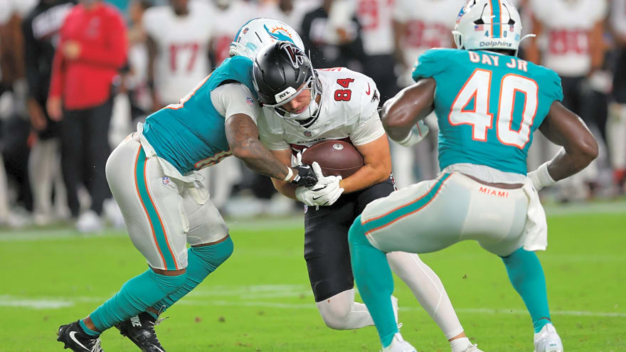 Dolphins Rookie Kyle Louis to Miss Multiple Weeks With MCL Sprain