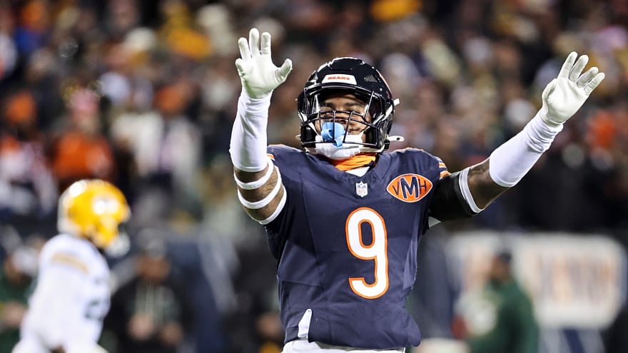 NFC Notes: Brian Flores, Jaquan Brisker, Bears, Giants, Vikings