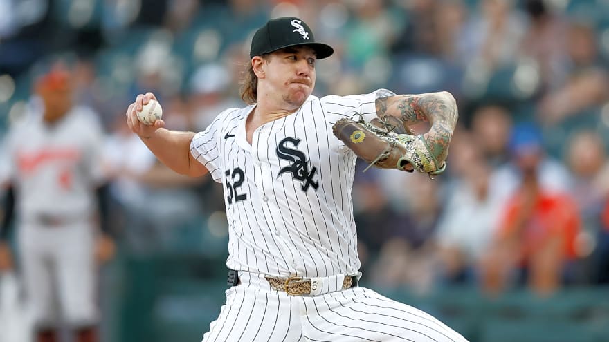 Pirates Sign Mike Clevinger To Minor League Deal