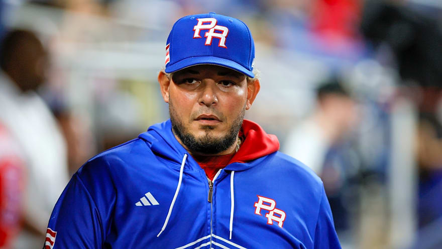 Cardinals Hire Yadier Molina As Special Assistant