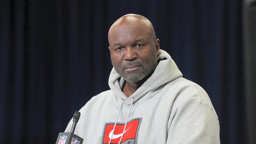 Point-Counterpoint: Who Is The Bucs’ Defensive X-Factor?