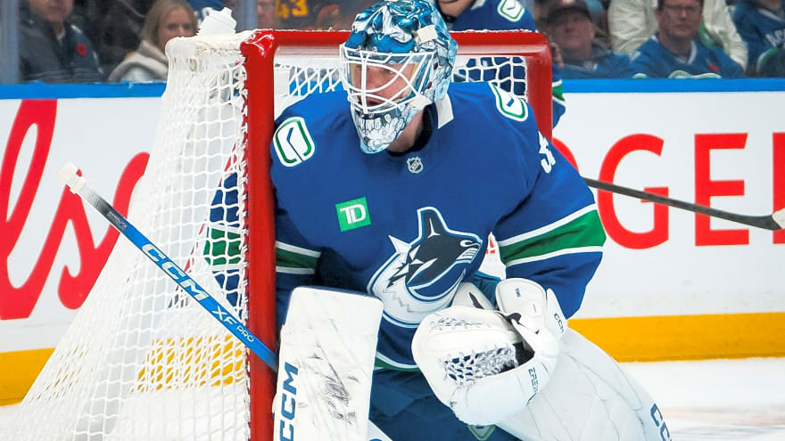 Canucks’ Thatcher Demko leaves game against Leafs with lower-body injury