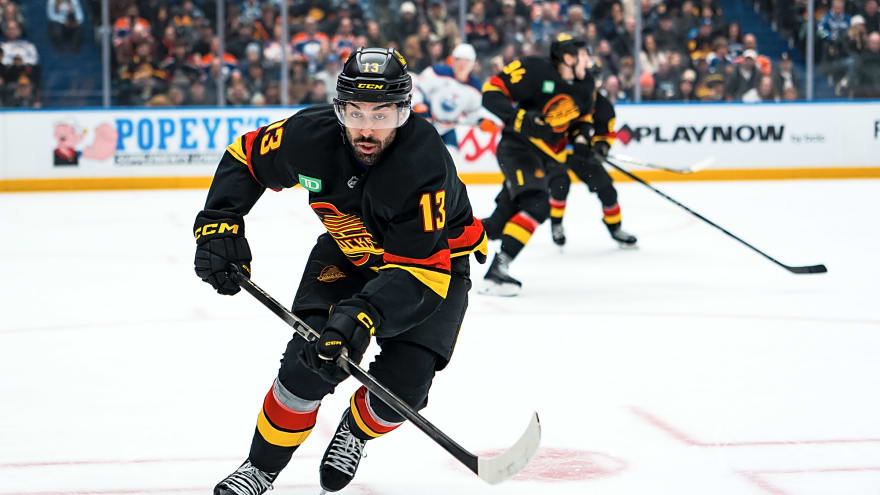 Canucks Activate Teddy Blueger, Reassign Arshdeep Bains