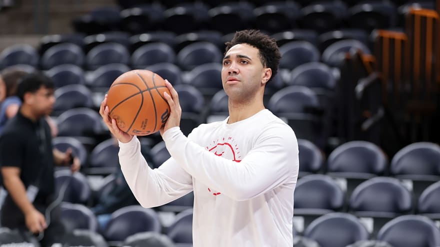 Raptors Pick Up Trayce Jackson-Davis’ 2026/27 Option