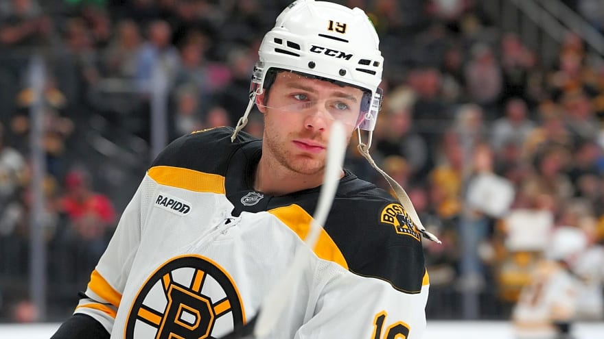 Flames claim forward John Beecher off waivers from Boston