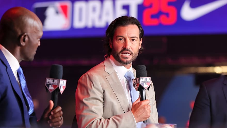 Tony Vitello makes admission about Tennessee baseball that Vols fans may not agree with