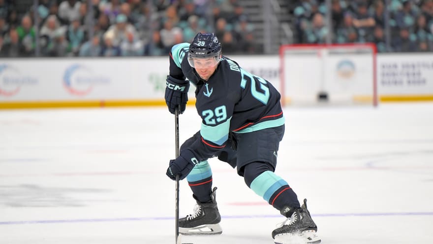 Kraken’s Vince Dunn out day-to-day with undisclosed injury