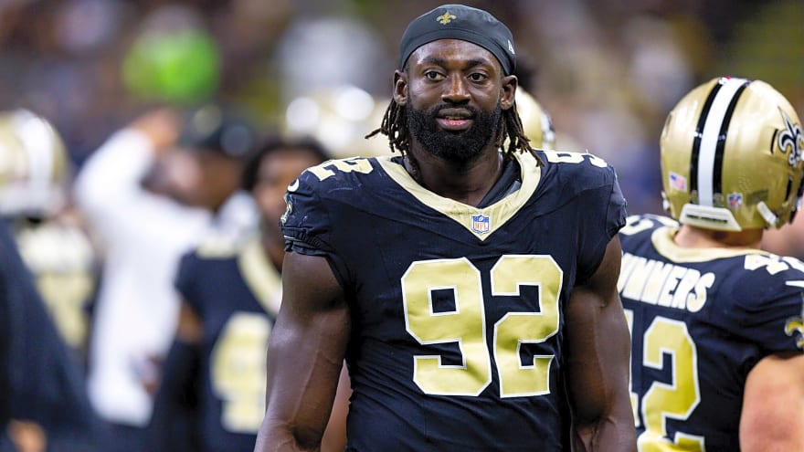 Bears sign pair of defensive veterans to deals