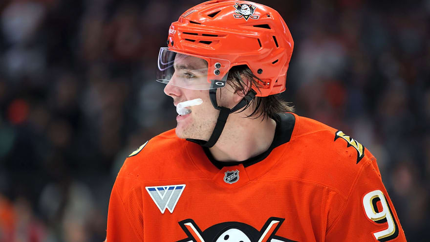 Ducks’ Leo Carlsson out day-to-day with lower-body injury