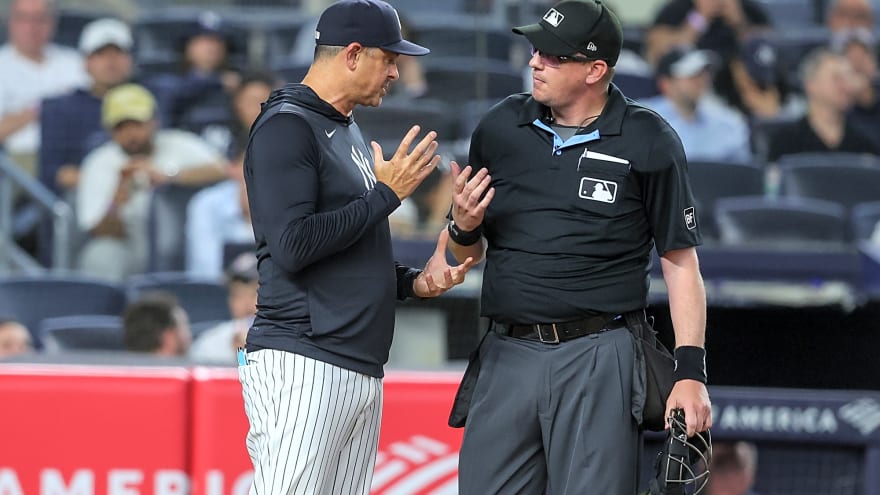 Aaron Boone blasts ‘overly sensitive’ umps following ejection