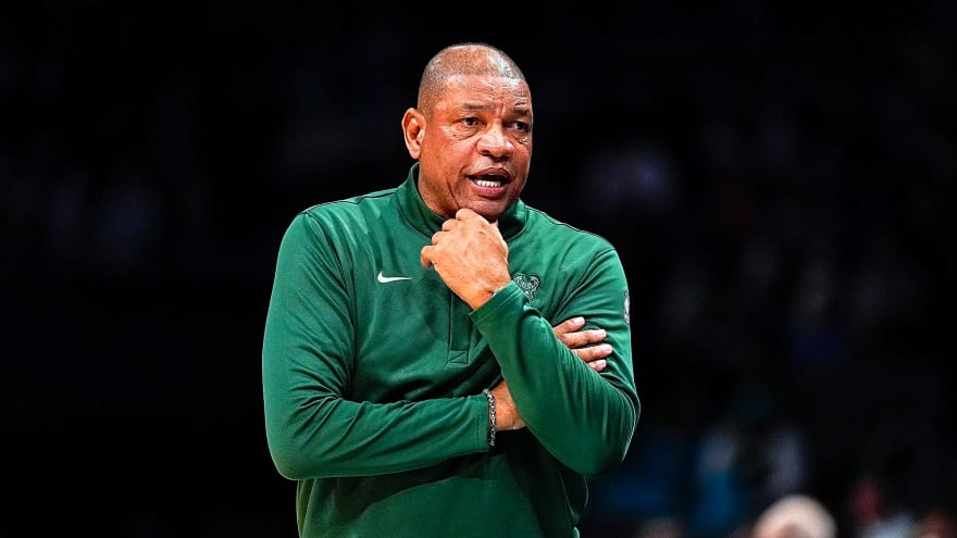 Doc Rivers Drops Giannis Antetokounmpo Injury Update After Exiting Bucks vs Cavs Game