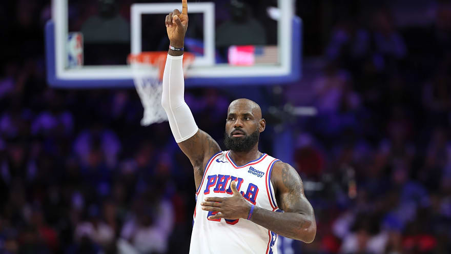 Sixers’ first win offers glimpse of how LeBron James, new lineup can work