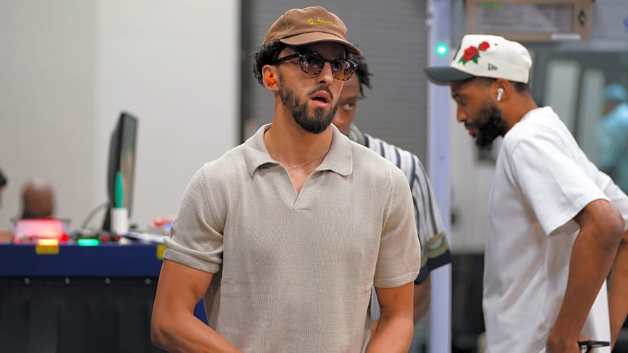 NBA Notes: Knicks, Landry Shamet, Hawks, Buddy Hield, Raptors