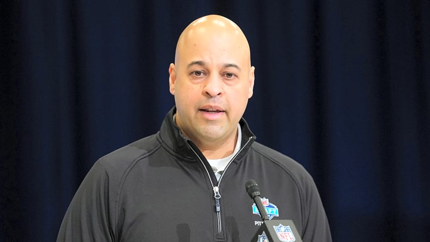 Steelers’ Aggressive Quarterback Search Just Added A Name Few Saw Coming