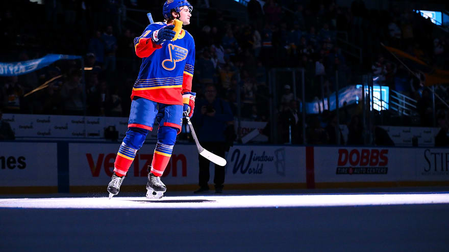 Jimmy Snuggerud’s Late Power-Play Goal Lifts Blues Past Panthers, 5-4