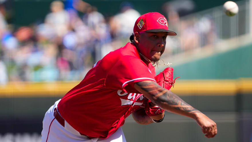 Reds Recall Jose Franco For MLB Debut