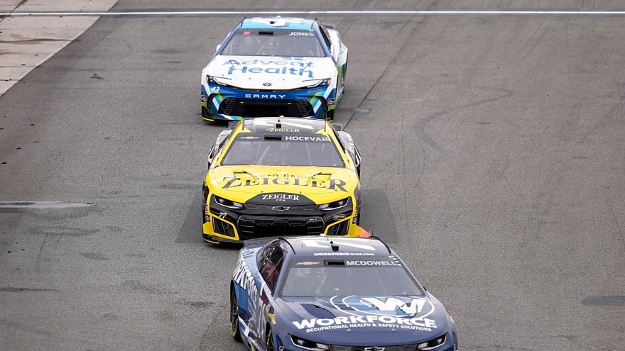 Drama-Filled LCQ Locks In Final Spots for the Clash at Bowman Gray