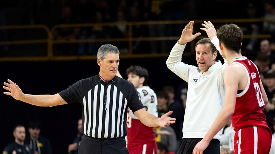 Iowa Hawkeyes make formal apology to Nebraska HC Fred Hoiberg