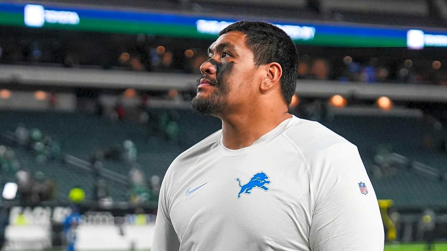 Lions Plan On Moving Penei Sewell To LT In 2026