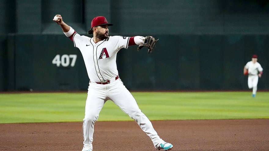 Mariners maintain interest in Diamondbacks star despite trade