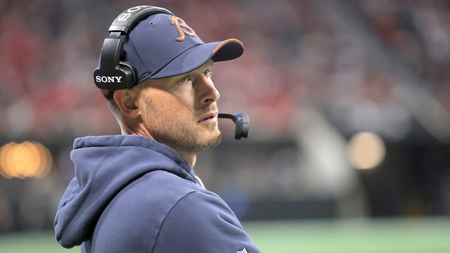 Bears commit disastrous blunder to end first half vs. Patriots