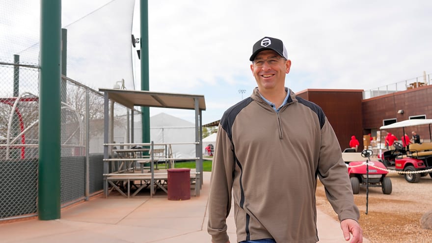 Reds Not Expected To Make Leadership Changes