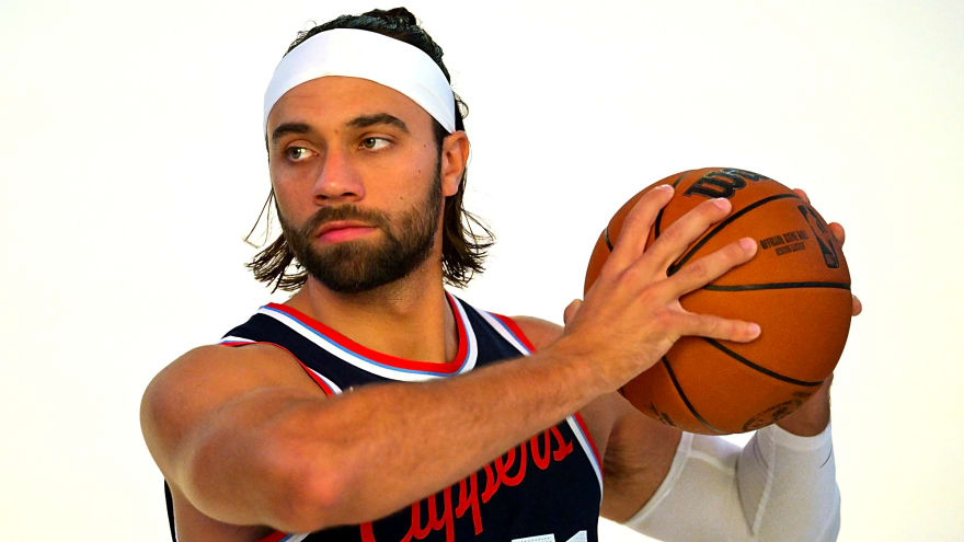 Clippers' Max Strus (torn plantar fascia) out for start of season