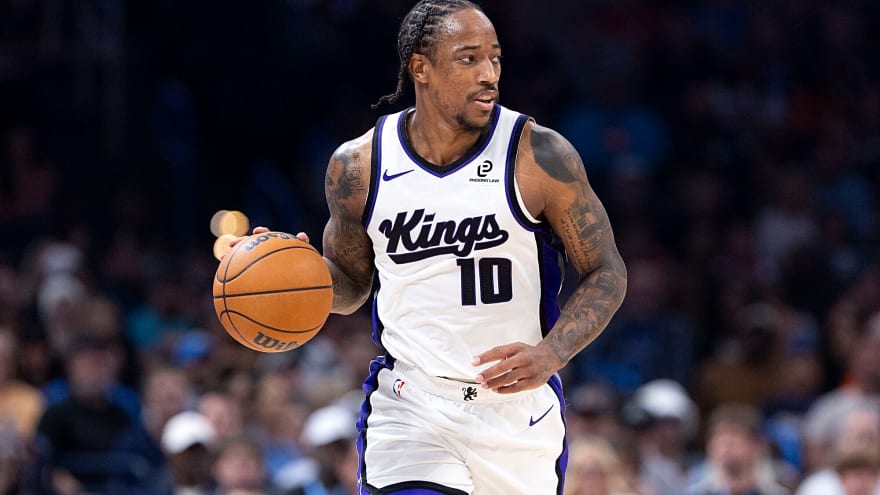 Sacramento Kings DeMar DeRozan Gives Brutal Analysis Of Team After Another Double-Digit Loss