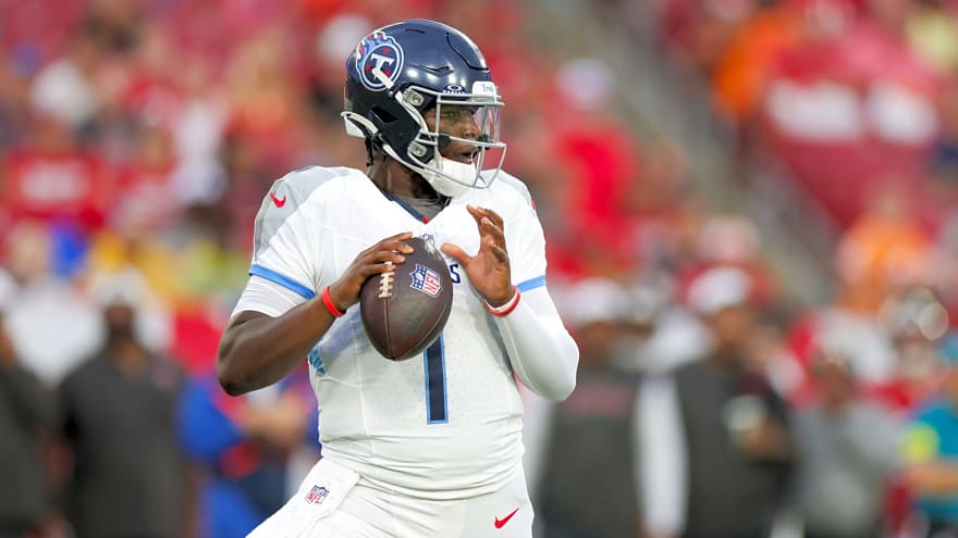 Titans Training Camp Notebook: Cam Ward&#39;s first joint practice vs Atlanta plagued by something new, what Elic Ayomanor must do