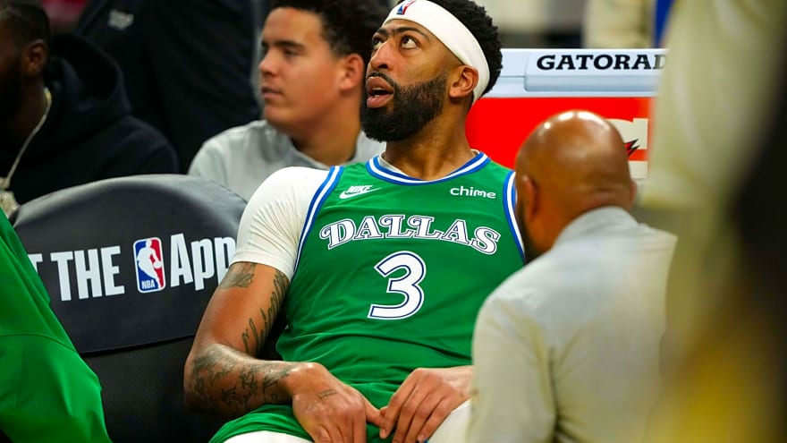 Mavericks Interested in Bold Anthony Davis Trade With Hawks as Trae Young Ruled Out