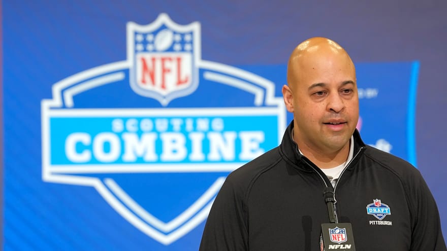 Steelers Will Likely Let Go Of Veteran Free Agent 'On The Brink Of Falling Apart'