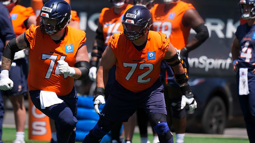 Key offensive lineman intends to play rest of career with Broncos